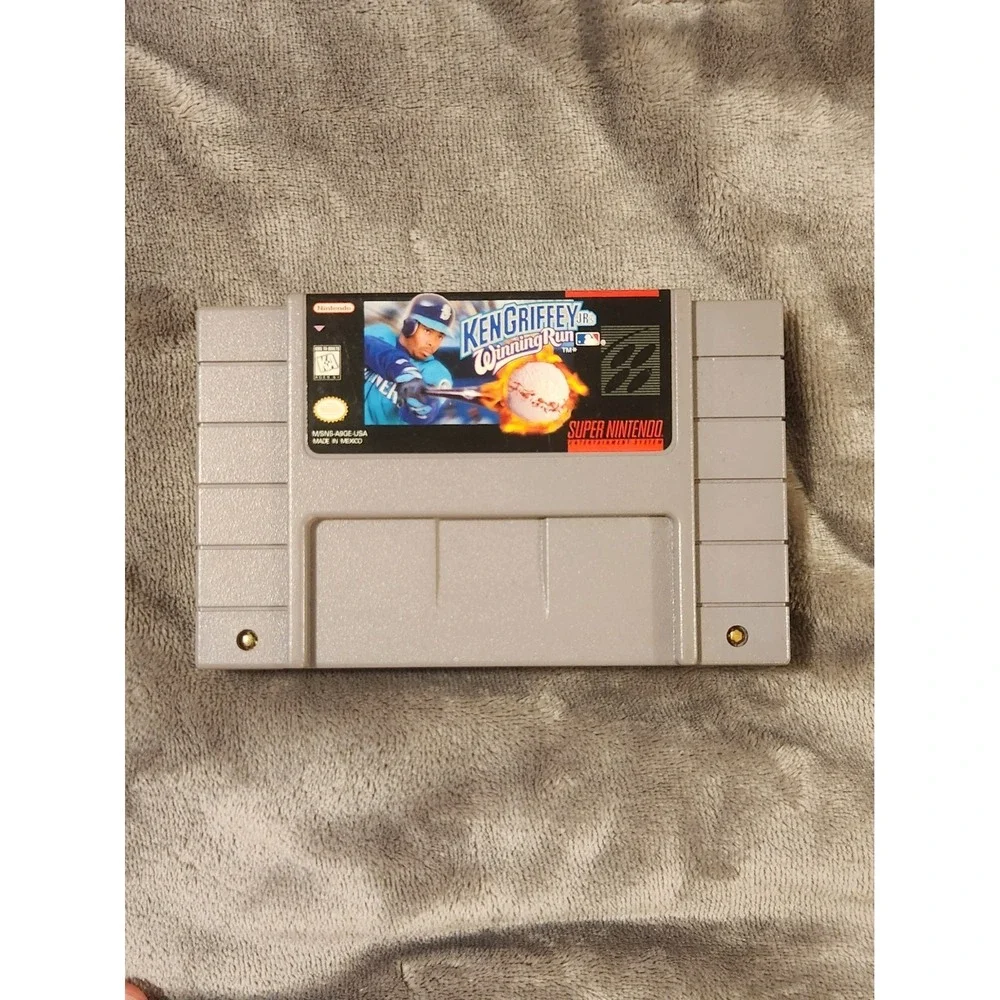 Ken Griffey Jr.'s Winning Run (Super Nintendo Entertainment System, 1996)